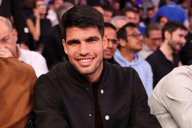 话题进行讨 话题进行讨